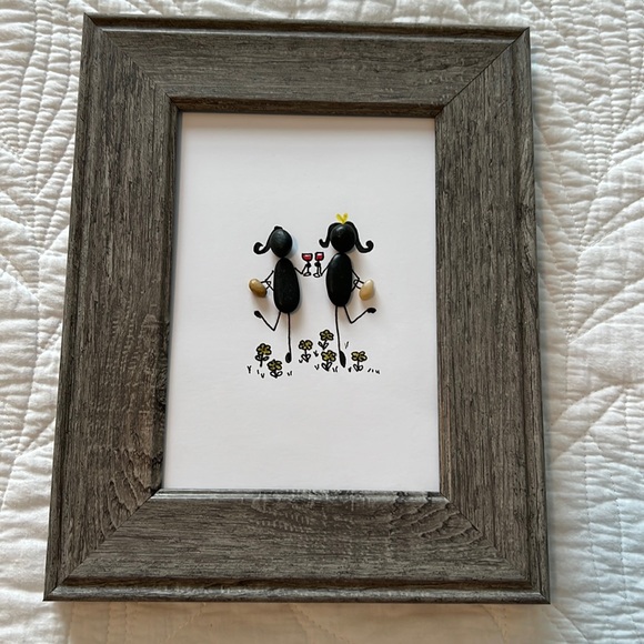 Other - Best Friends Pebble Art